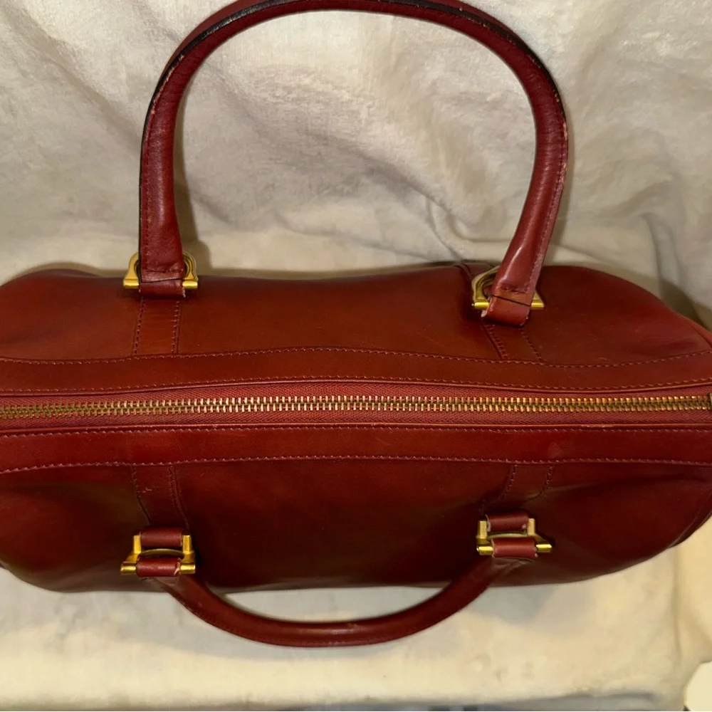 Cartier Elegant Burgundy Leather Handbag COA - Picture 7 of 15